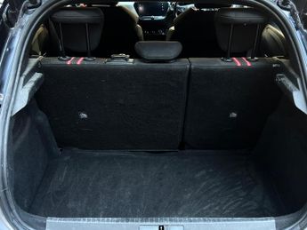 Vauxhall Corsa Electric 50kWh SRi Nav Premium Auto 5dr (7.4Kw Charger)