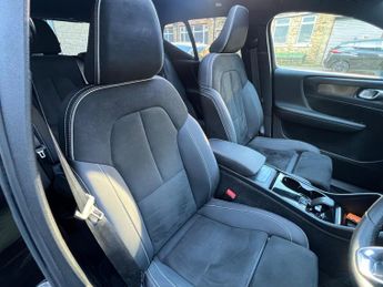 Volvo XC40 Recharge 69kWh Ultimate Auto 5dr