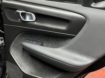 Volvo XC40 Recharge 69kWh Ultimate Auto 5dr