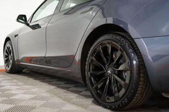 Tesla Model 3 (Dual Motor) Long Range Auto 4WDE 4dr