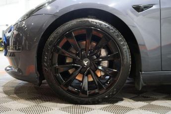 Tesla Model 3 (Dual Motor) Long Range Auto 4WDE 4dr