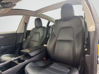 Tesla Model 3 (Dual Motor) Long Range Auto 4WDE 4dr