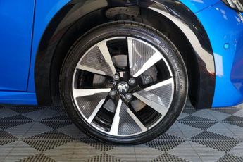 Peugeot E-208 50kWh GT Auto 5dr