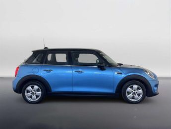 MINI Hatch 1.5 Cooper Classic Hatchback 5dr Petrol Manual Euro 6 (s/s) (136