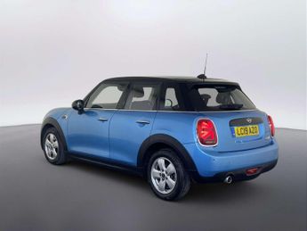 MINI Hatch 1.5 Cooper Classic Hatchback 5dr Petrol Manual Euro 6 (s/s) (136