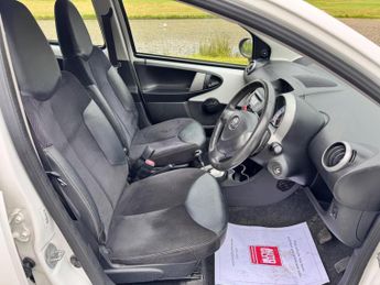 Toyota AYGO 1.0 VVT-i Ice MultiMode Euro 5 5dr