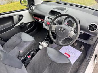 Toyota AYGO 1.0 VVT-i Ice MultiMode Euro 5 5dr