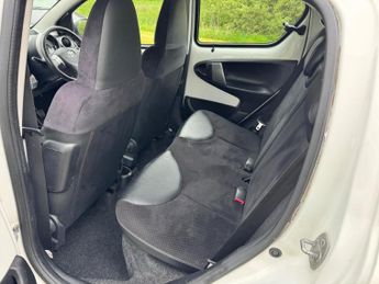 Toyota AYGO 1.0 VVT-i Ice MultiMode Euro 5 5dr