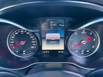 Mercedes-Benz C Class 2.1 C250d AMG Line (Premium Plus) Saloon 4dr Diesel 7G-Tronic+ E