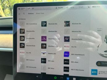 Tesla Model 3 Standard Range Plus Auto RWD 4dr