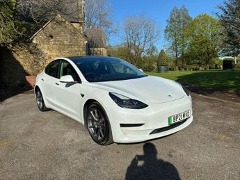 Tesla Model 3 Standard Range Plus Auto RWD 4dr