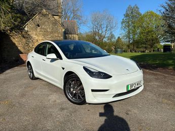 Tesla Model 3 Standard Range Plus Auto RWD 4dr