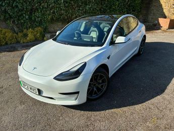 Tesla Model 3 Standard Range Plus Auto RWD 4dr