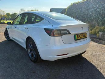 Tesla Model 3 Standard Range Plus Auto RWD 4dr