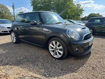 MINI Hatch 1.6 Cooper S Steptronic Euro 5 3dr