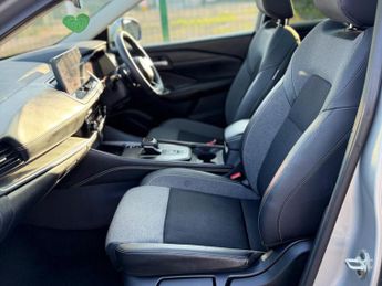 Nissan Qashqai 1.3 DIG-T MHEV N-Connecta XTRON Euro 6 (s/s) 5dr