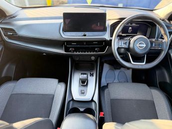 Nissan Qashqai 1.3 DIG-T MHEV N-Connecta XTRON Euro 6 (s/s) 5dr