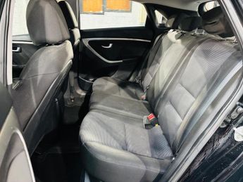 Hyundai i30 1.6 CRDi Active Auto Euro 5 5dr