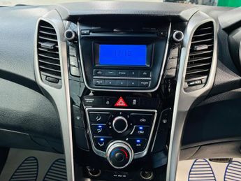 Hyundai i30 1.6 CRDi Active Auto Euro 5 5dr