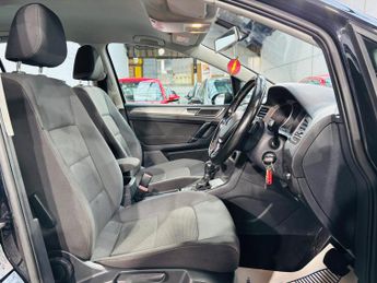 Volkswagen Golf SV 1.6 TDI BlueMotion Tech SE DSG Euro 6 (s/s) 5dr