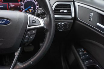 Ford Mondeo 2.0 TDCi Titanium Powershift Euro 6 (s/s) 5dr