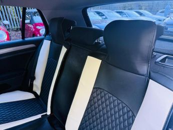 Volkswagen Golf 1.2 TSI BlueMotion Tech S Hatchback 5dr Petrol DSG Euro 5 (s/s) 
