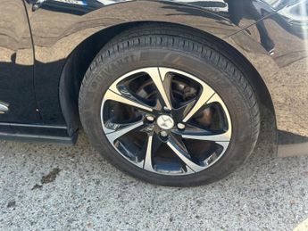 DS AUTOMOBILES DS 3 1.2 PureTech Elegance Euro 6 (s/s) 3dr