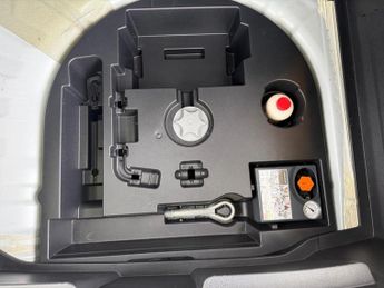 Nissan Juke 1.6 Tekna XTRON Euro 6 5dr