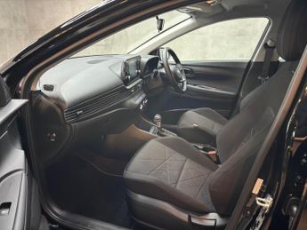 Hyundai BAYON 1.0 T-GDi MHEV SE Connect DCT Euro 6 (s/s) 5dr