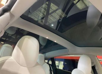 Tesla Model 3 (Dual Motor) Long Range Auto 4WDE 4dr