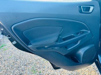 Ford EcoSport 1.5 Zetec 2WD Euro 5 5dr