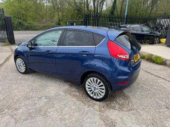 Ford Fiesta 1.6 TDCi Titanium 5dr