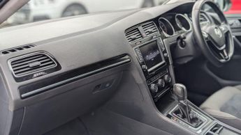 Volkswagen Golf 1.4 TSI BlueMotion Tech S DSG Euro 5