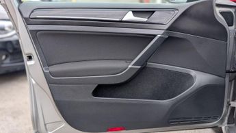 Volkswagen Golf 1.4 TSI BlueMotion Tech S DSG Euro 5