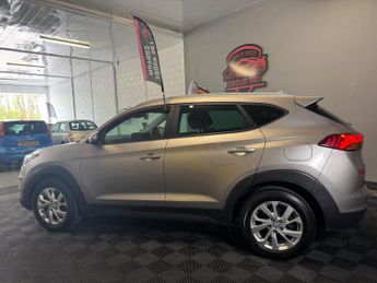 Hyundai TUCSON 1.6 T-GDi SE Nav DCT Euro 6 (s/s) 5dr