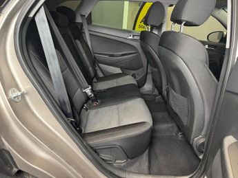 Hyundai TUCSON 1.6 T-GDi SE Nav DCT Euro 6 (s/s) 5dr
