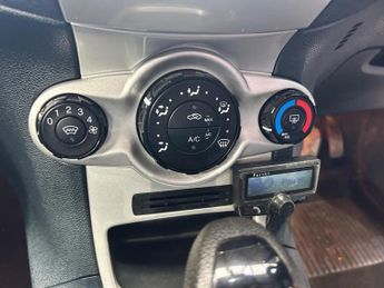 Ford Fiesta 1.4 Zetec 5dr