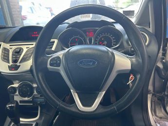 Ford Fiesta 1.4 Zetec 5dr