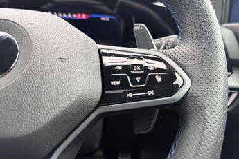 Volkswagen Golf 2.0 TSI R Hatchback 5dr Petrol DSG 4Motion Euro 6 (s/s) (320 ps)