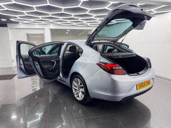 Vauxhall Insignia 2.0 CDTi ecoFLEX SRi Euro 5 (s/s) 5dr
