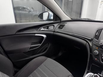 Vauxhall Insignia 2.0 CDTi ecoFLEX SRi Euro 5 (s/s) 5dr