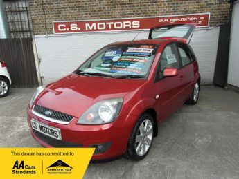 Ford Fiesta 1.4 Ghia 5dr