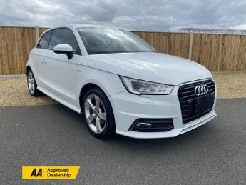 Audi A1 1.0 TFSI S line Hatchback 3dr Petrol S Tronic Euro 6 (s/s) (Nav)