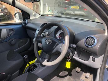 Toyota AYGO 1.0 VVT-i Blue Euro 4 3dr