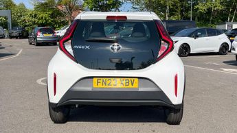 Toyota Aygo X 1.0 VVT-i Pure x-shift Euro 6 (s/s) 5dr