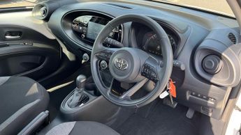 Toyota Aygo X 1.0 VVT-i Pure x-shift Euro 6 (s/s) 5dr