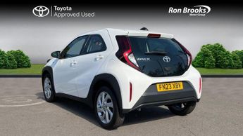 Toyota Aygo X 1.0 VVT-i Pure x-shift Euro 6 (s/s) 5dr