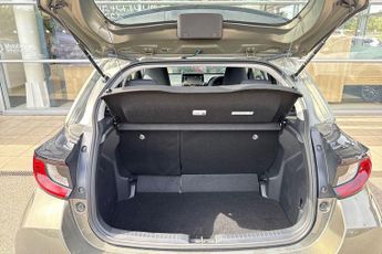 Toyota Yaris 1.5 VVT-h Icon E-CVT Euro 6 (s/s) 5dr