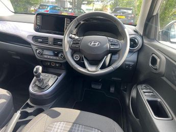 Hyundai i10 1.2 Premium Hatchback 5dr Petrol Auto Euro 6 (s/s) (79 ps)