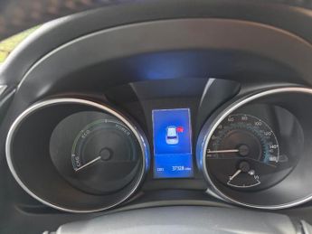 Toyota Auris 1.8 VVT-h GB25 CVT Euro 6 (s/s) 5dr (Safety Sense)